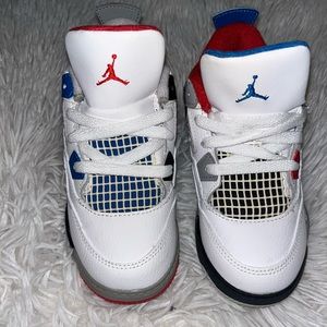 Jordan 4s
